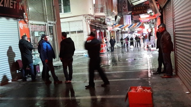 UŞAK'TA İNTİHAR TEŞEBBÜSÜ