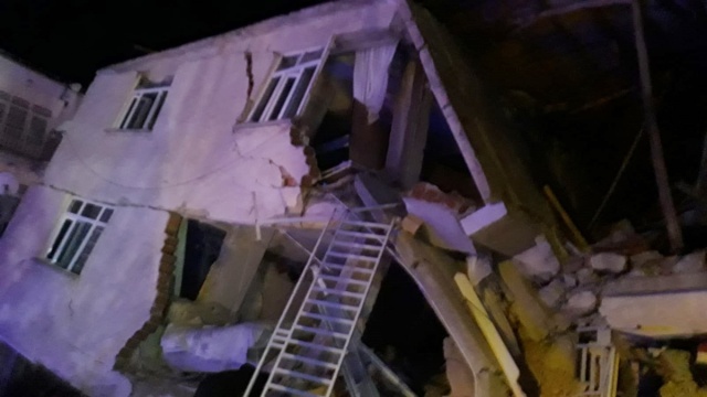 Elazığ da deprem
