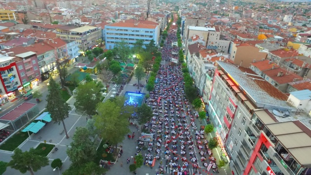 İsmetpaşa Caddesi 2016 İftarı