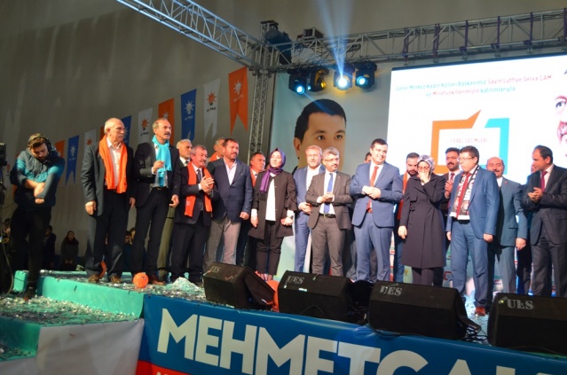 AK Parti Uşak Aday tanıtım töreni