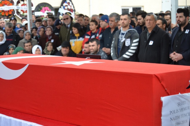 UŞAK ŞEHİT POLİS NAZIM TUNCER'İ SON YOLCULUĞUNA UĞURLADI