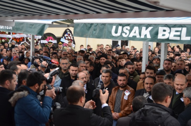 UŞAK ŞEHİT POLİS NAZIM TUNCER'İ SON YOLCULUĞUNA UĞURLADI