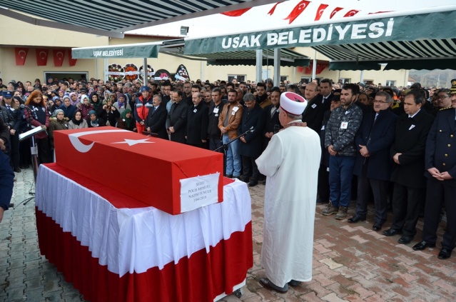 UŞAK ŞEHİT POLİS NAZIM TUNCER'İ SON YOLCULUĞUNA UĞURLADI