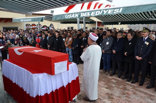 UŞAK ŞEHİT POLİS NAZIM TUNCER'İ SON YOLCULUĞUNA UĞURLADI