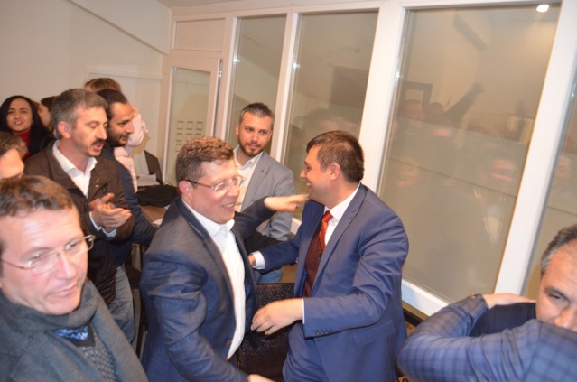 UŞAK'TA AK PARTİ KAZANDI