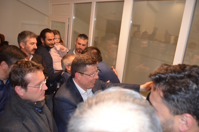 UŞAK'TA AK PARTİ KAZANDI