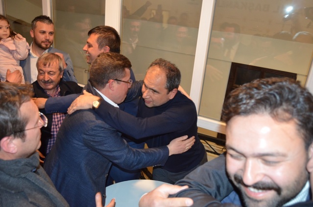 UŞAK'TA AK PARTİ KAZANDI