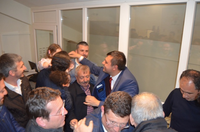 UŞAK'TA AK PARTİ KAZANDI