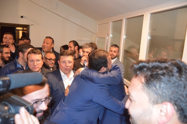 UŞAK'TA AK PARTİ KAZANDI