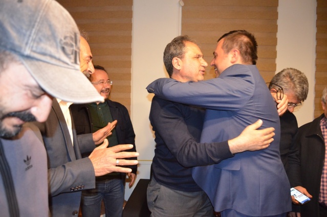 UŞAK'TA AK PARTİ KAZANDI