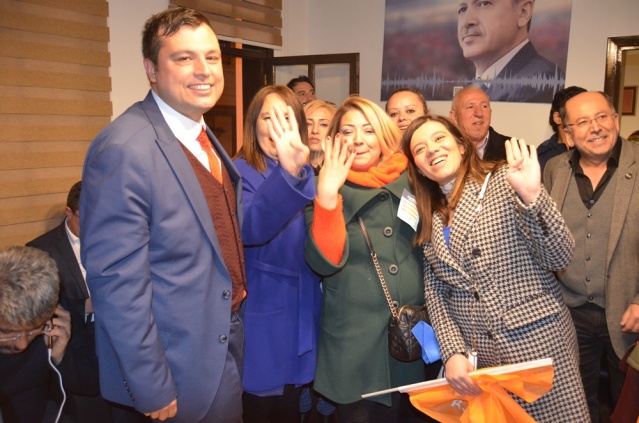 UŞAK'TA AK PARTİ KAZANDI