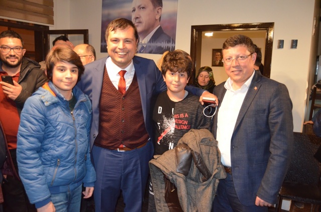 UŞAK'TA AK PARTİ KAZANDI