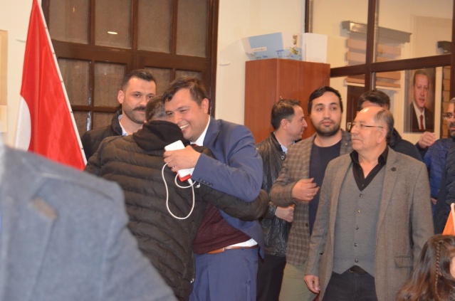 UŞAK'TA AK PARTİ KAZANDI