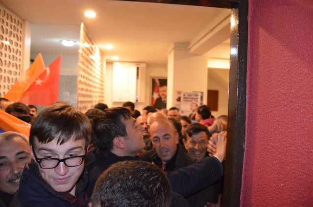 UŞAK'TA AK PARTİ KAZANDI