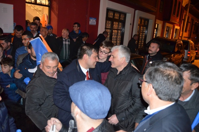 UŞAK'TA AK PARTİ KAZANDI
