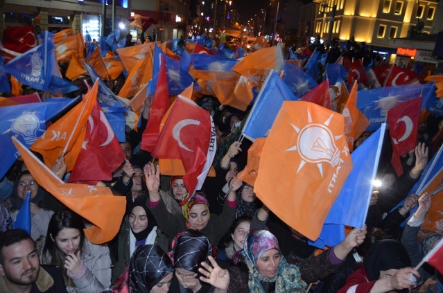 UŞAK'TA AK PARTİ KAZANDI