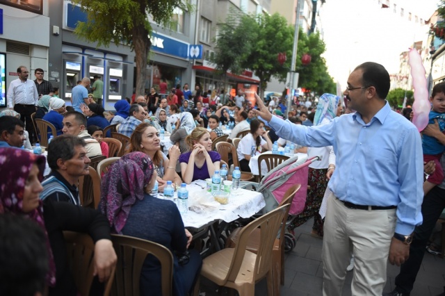 İsmetpaşa Caddesi 2016 İftarı