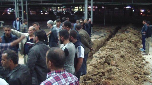 UŞAK BELEDİYESİ PAZAR ESNAFINI ÇILDIRTTI