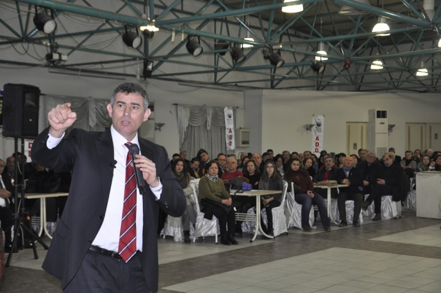 Metin Feyzioğlu Uşak Paneli