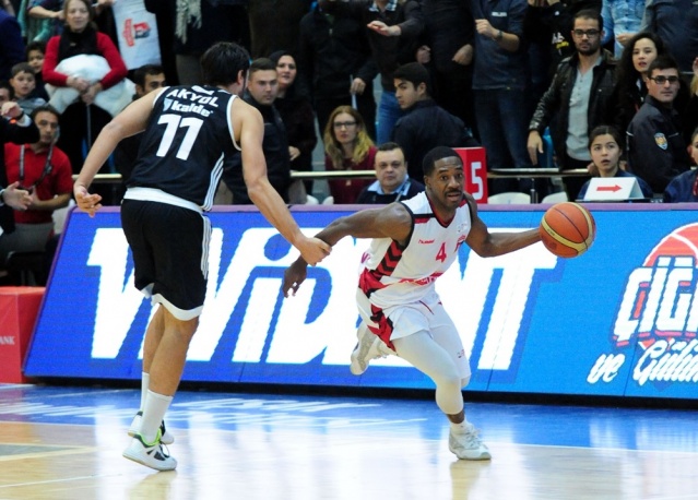 MURATBEY UŞAKSPORTİF BEŞİKTAŞI YENDİ