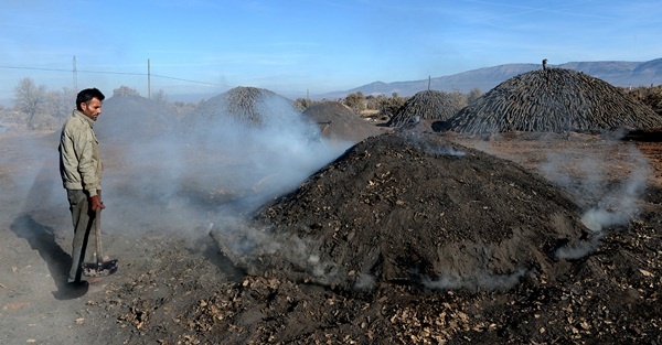 Odun Kömür İşçilerinin Kış mESAİSİ