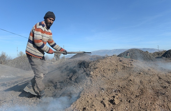 Odun Kömür İşçilerinin Kış mESAİSİ