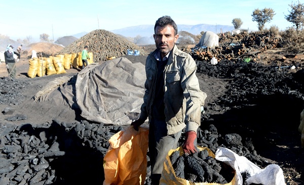 Odun Kömür İşçilerinin Kış mESAİSİ