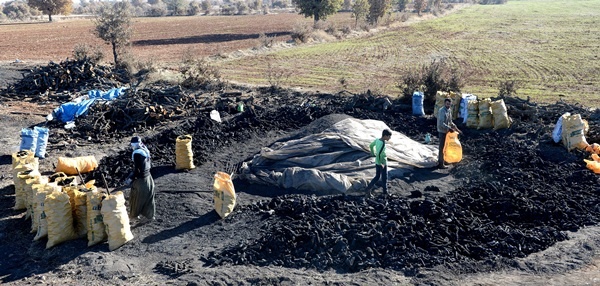 Odun Kömür İşçilerinin Kış mESAİSİ