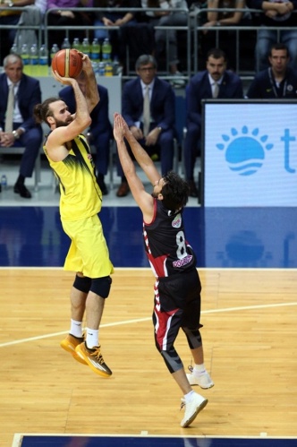 Fenerbahçe: 98 - Muratbey Uşak Sportif: 67