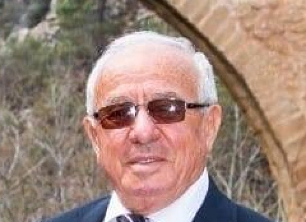 Karahallı Belediye Başkanı Ali Tpçunun Çalışmalarından mennumusunuz?