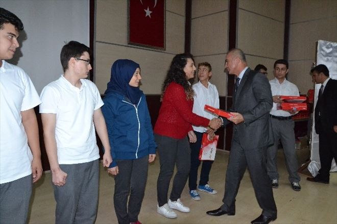 Liseliler Tabletlerine Kavuştu