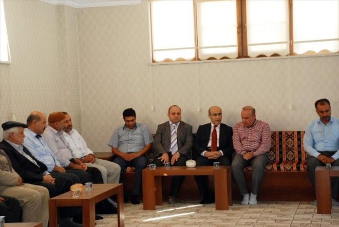 Vali Demirtaş, Şehidin Ailesine Taziye Ziyareti Gerçekleştirdi