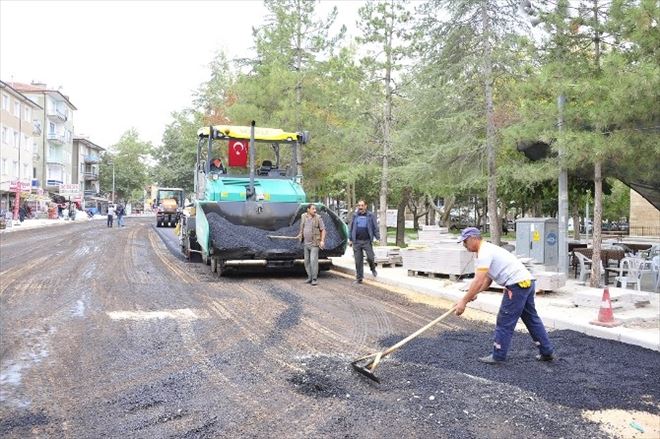 Karaman Belediyesi İmaret Caddesindeki Çalışmaları Tamamlıyor