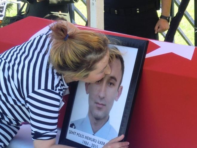Şehit İlker Narin’i Binlerce Vatandaş Uğurladı