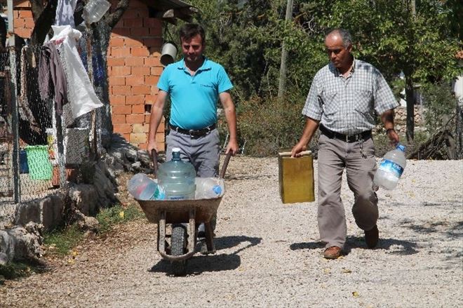 Seydikemer’de Mahalle Sakinlerinin Su Çilesi