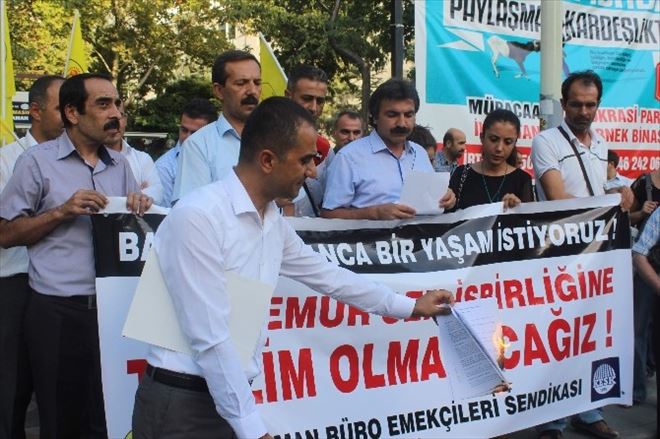 BES Üyeleri Maaş Bordrosunu Yaktı