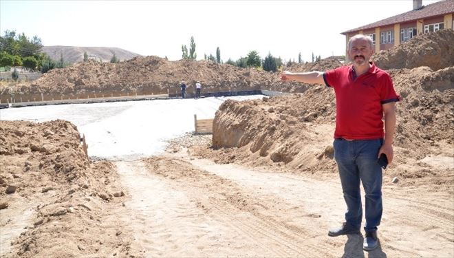 Topakkaya’ya 8 Derslikli Ortaokul