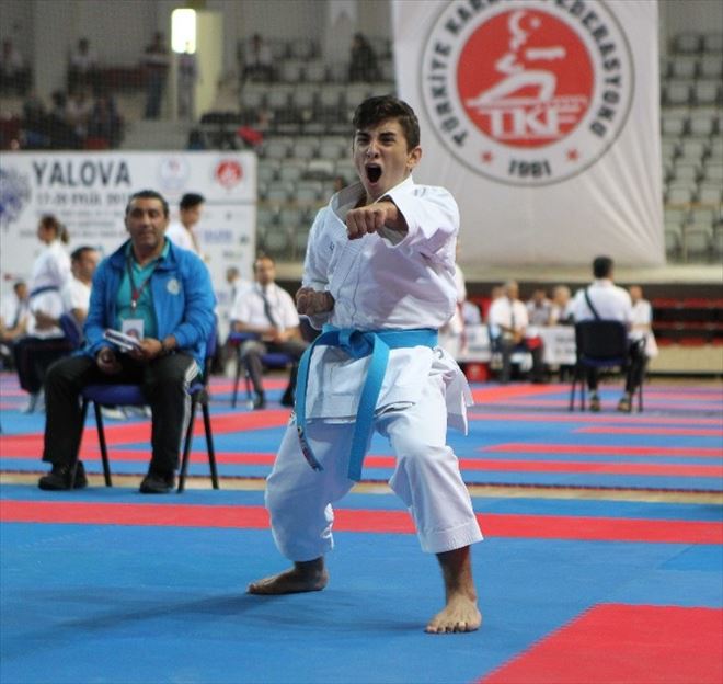 Türkiye Ümit, Genç Ve 21 Yaş Altı Karate Şampiyonası Başladı