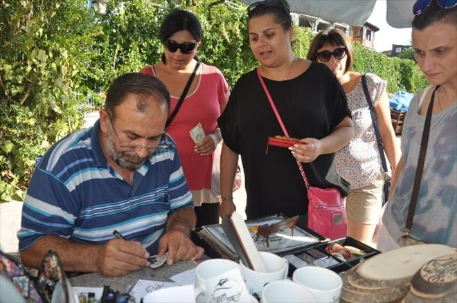 Kahta’lı Hattat Yaptığı Eserlerle Büyük İlgi Görüyor