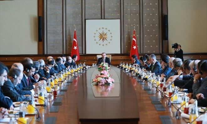 Cumhurbaşkanı Erdoğan, Ortadoğu Stratejik Düşünce Kuruluşları Temsilcilerini Kabul Etti