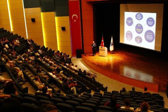 SAÜ Rektörü Muzaffer Elmas Akademik Genel Kurul Toplantısına Katıldı