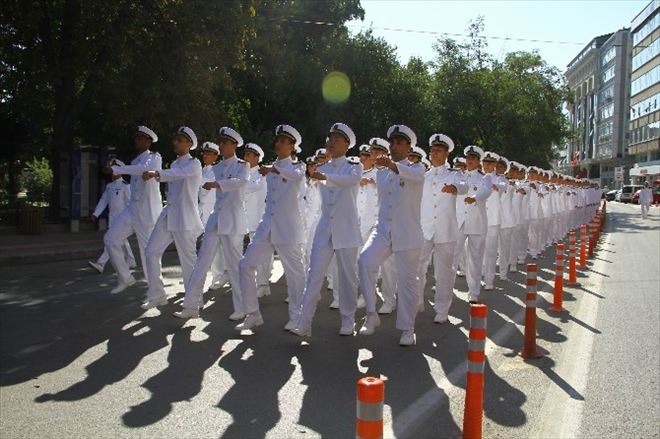 Deniz Harp Okulu Öğrencileri Samsun’da