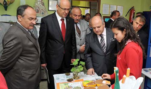 BU SERGİNİN AMACI BİLİMİ SEVDİRMEK