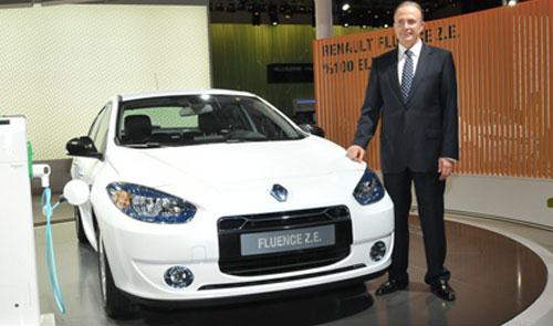 ELEKTRİKLİ FLUENCE NİHAİ TÜKETİCİYE SATIŞA SUNULDU