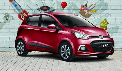 HYUNDAI i10 ÖDÜLE DOYMUYOR