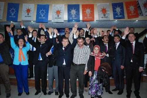 AK PARTİDE ADAY ADAYLARI GÖRÜCÜYE ÇIKTI