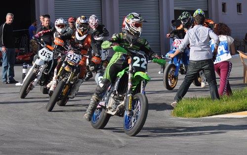 TÜRKİYE SÜPERMOTO ŞAMPİYONASI`NIN 5. AYAĞI UŞAKTA BAŞLADI  