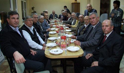 UŞAKLILAR VAKFINDA KONFERANS