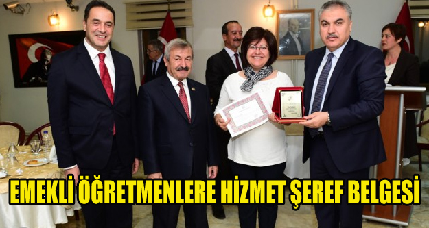 EMEKLİ ÖĞRETMENLERE HİZMET ŞEREF BELGESİ VERİLDİ