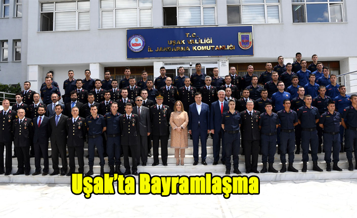 UŞAK'TA BAYRAMLAŞMA TÖRENLERİ